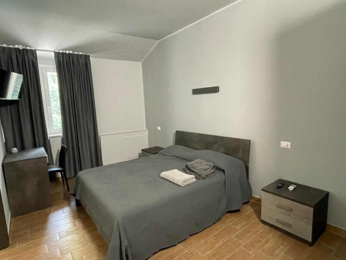 De Santi Hotel Candia Canavese ภายนอก รูปภาพ